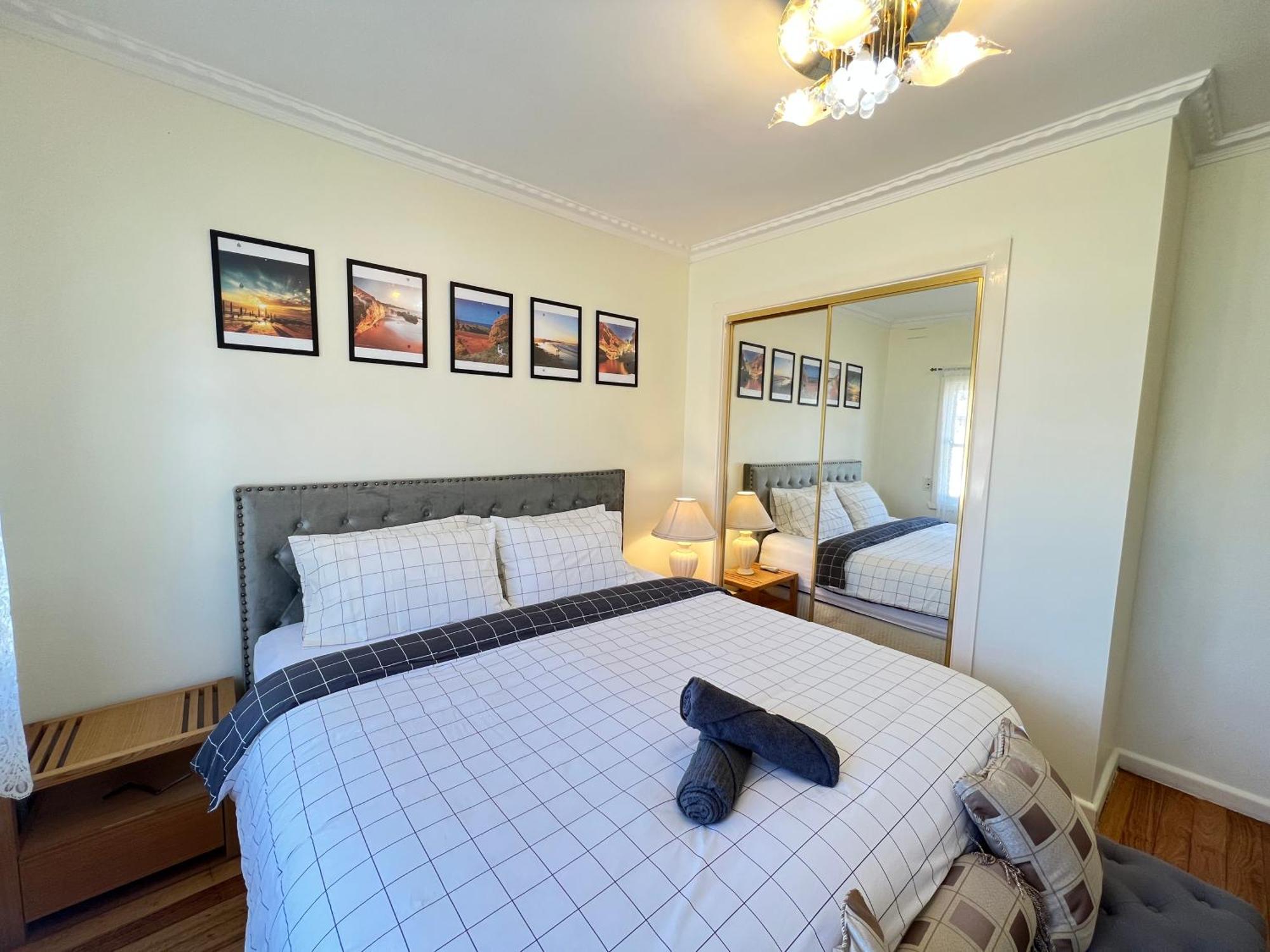 Cosy 4Br Home 15 Minutes Away From Melbourne Airport St Albans Экстерьер фото