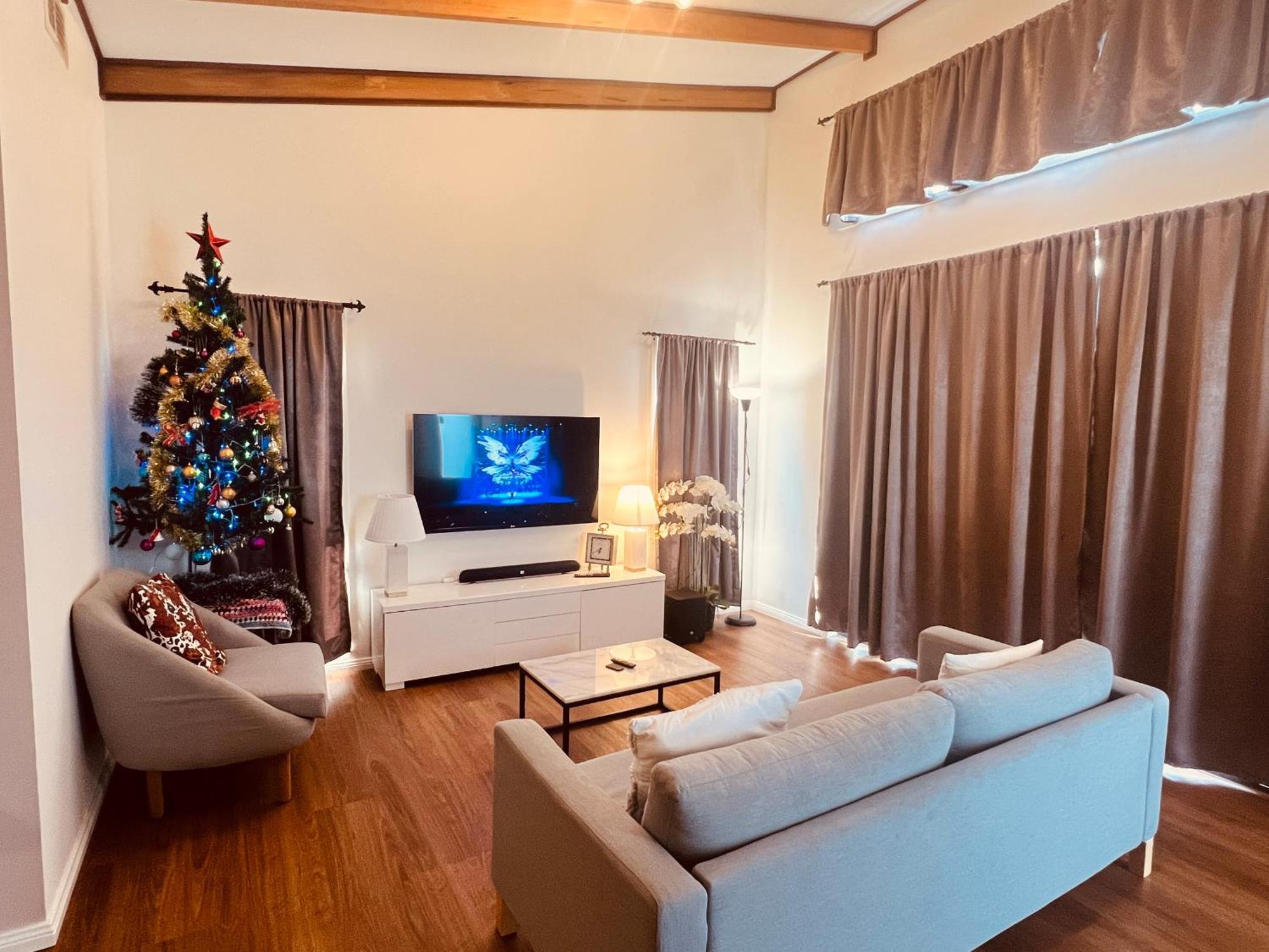 Cosy 4Br Home 15 Minutes Away From Melbourne Airport St Albans Экстерьер фото