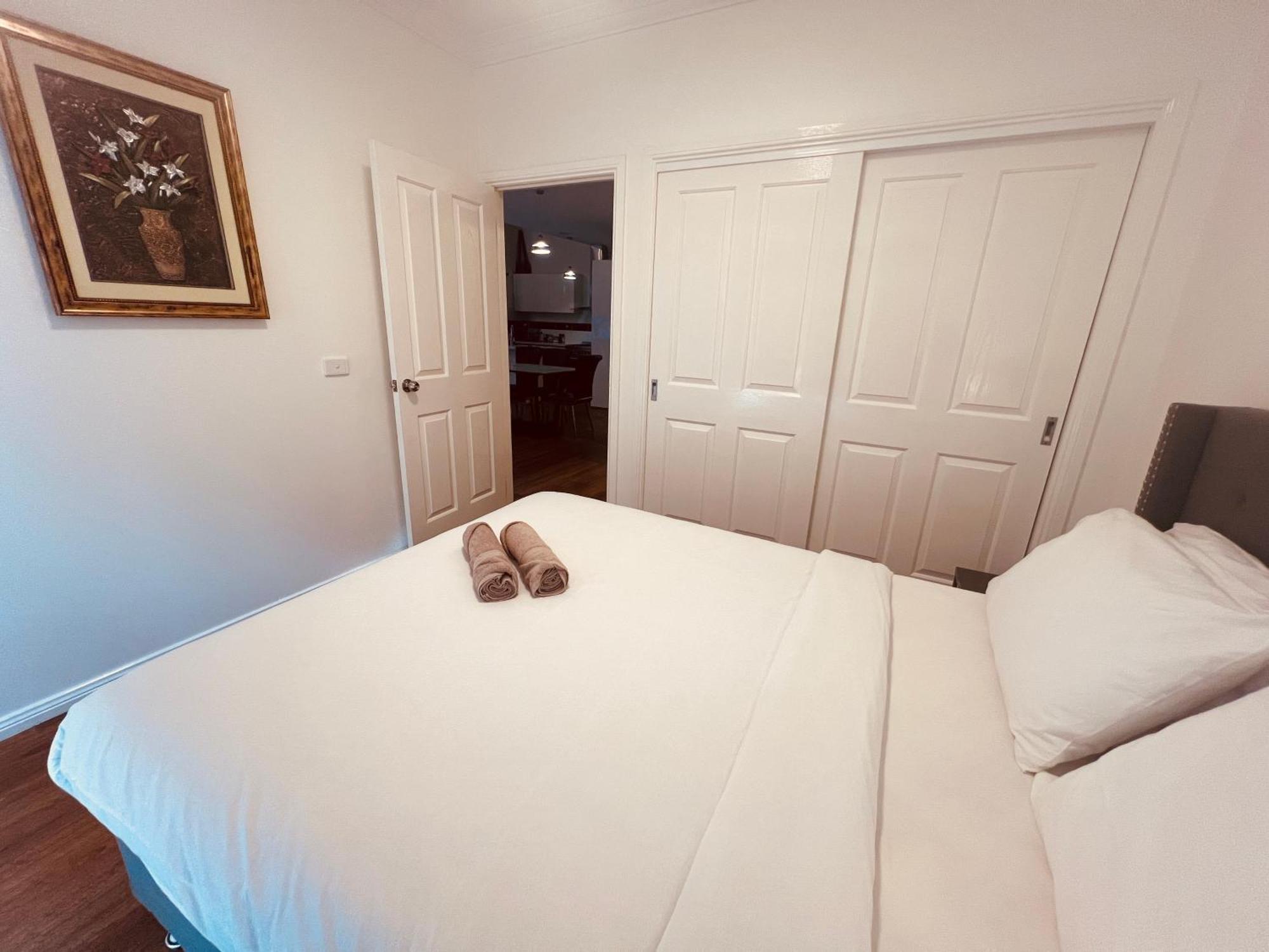 Cosy 4Br Home 15 Minutes Away From Melbourne Airport St Albans Экстерьер фото